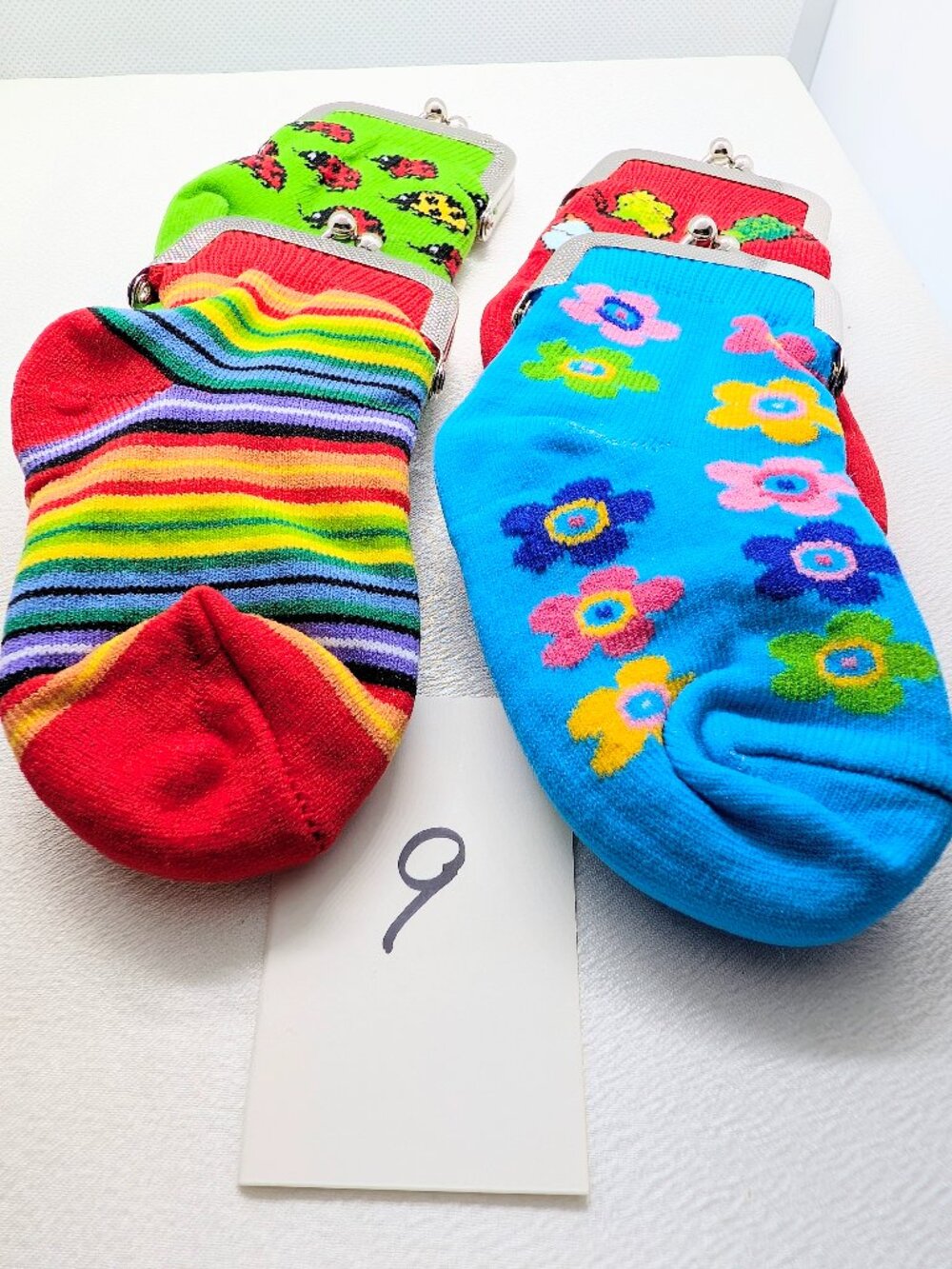 NEW Party Novelty Kiss Lock Coin Purse Socks - Picture 2 of 3